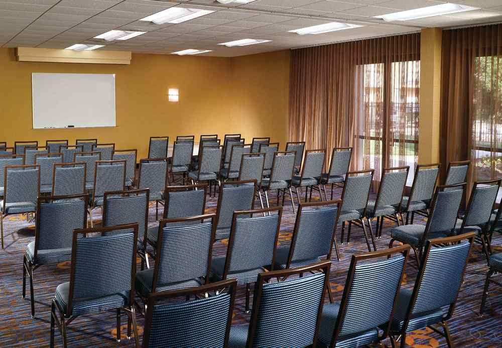 Courtyard By Marriott Atlanta Executive Park/Emory Otel Dış mekan fotoğraf