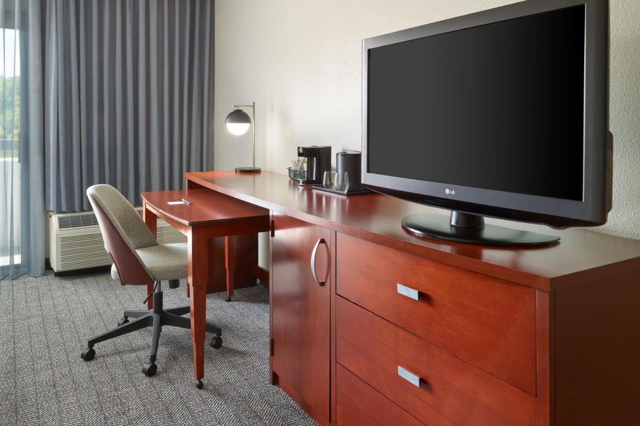 Courtyard By Marriott Atlanta Executive Park/Emory Otel Dış mekan fotoğraf