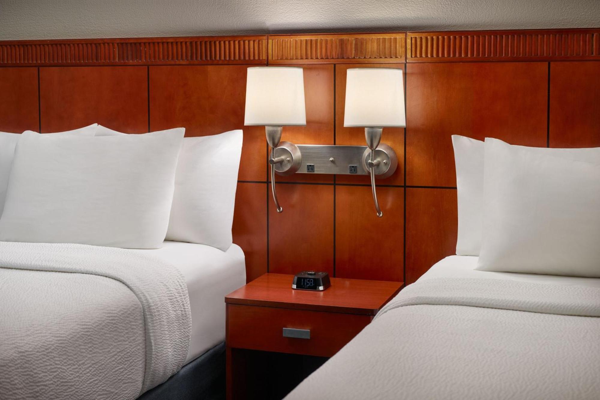 Courtyard By Marriott Atlanta Executive Park/Emory Otel Dış mekan fotoğraf