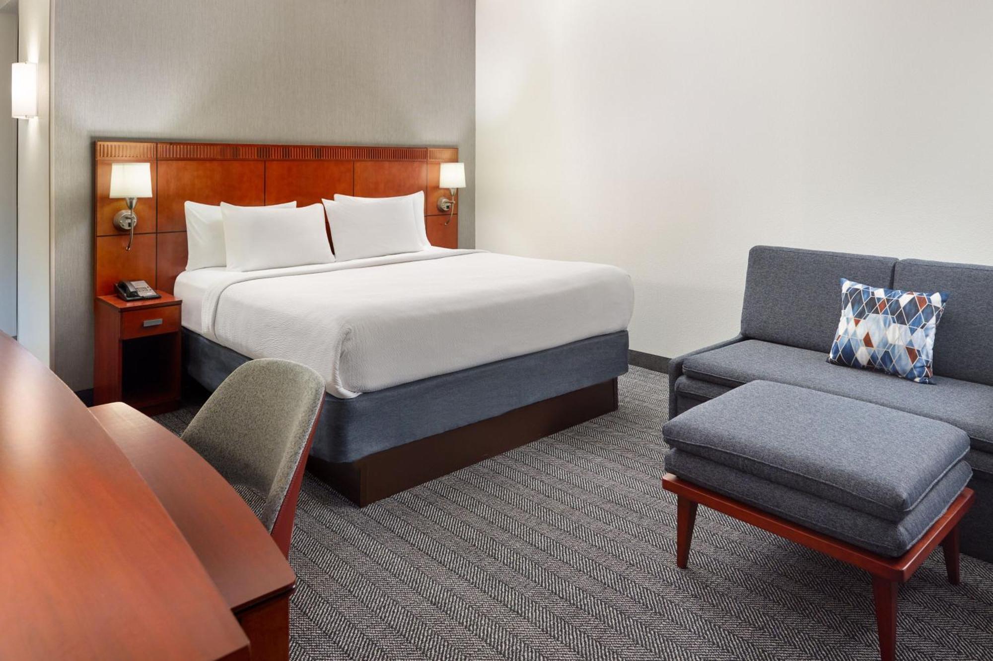 Courtyard By Marriott Atlanta Executive Park/Emory Otel Dış mekan fotoğraf
