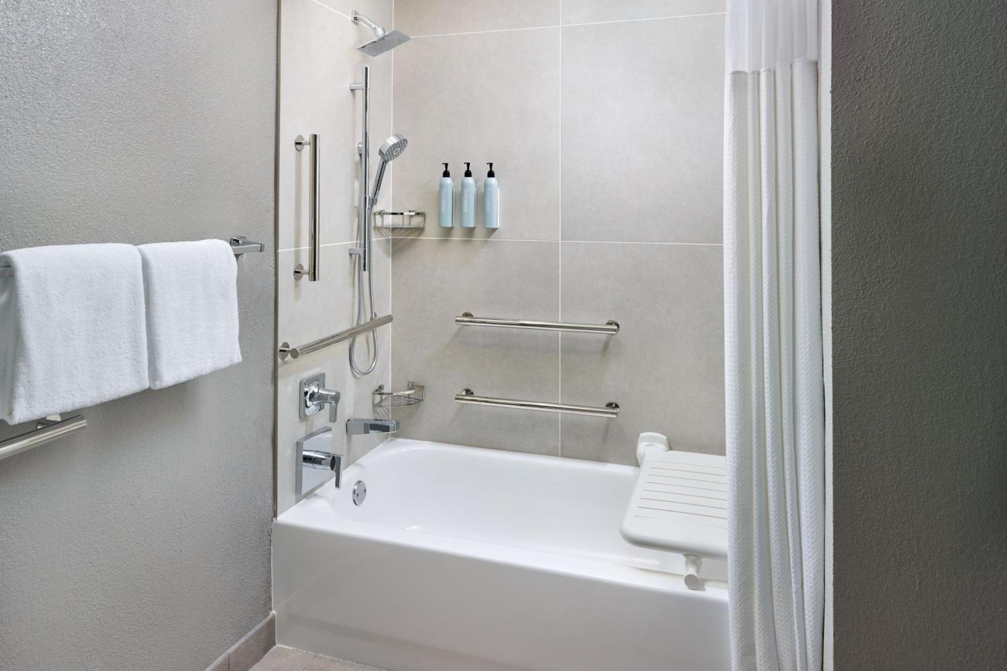 Courtyard By Marriott Atlanta Executive Park/Emory Otel Dış mekan fotoğraf
