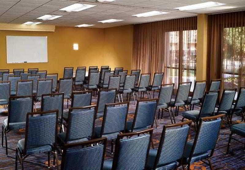 Courtyard By Marriott Atlanta Executive Park/Emory Otel Dış mekan fotoğraf